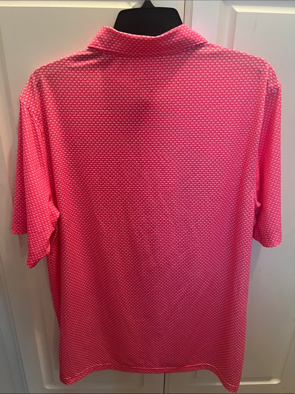 Vineyard Vines Men's Hot Pink Micro-Pattern Performance Polo - Picture 5 of 6